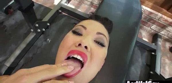  Horny Girl (london keyes) With Big Oiled Wet Butt Get It Deep In Ass clip-20